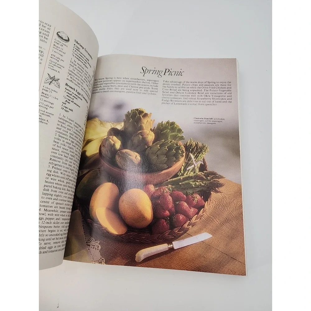 Vintage 1999‎ Good Housekeeping Illustrated Cookbook 1st paperback edition